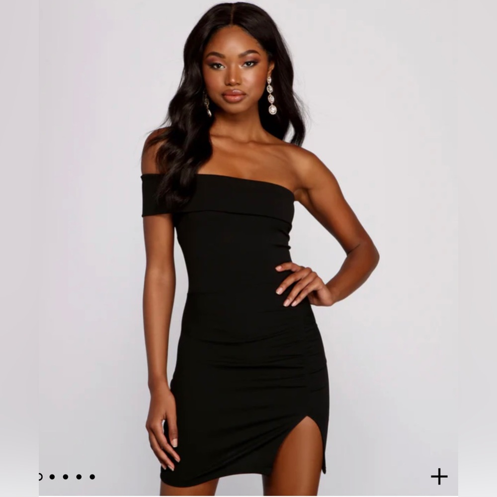 Windsor- Ready To Ruche Off The Shoulder Mini Dress Size Small